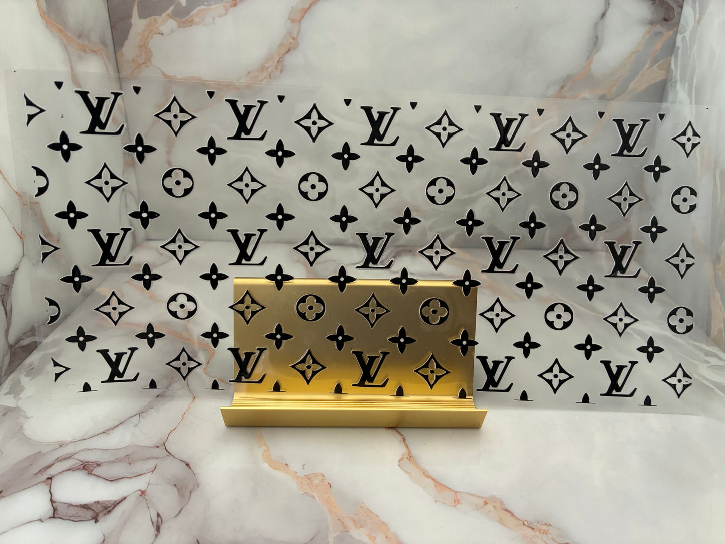 LV 001